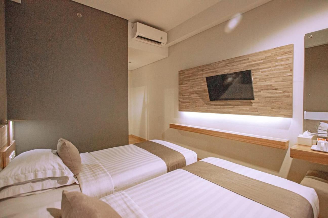 Hotel Fortunagrande Seturan Yogyakarta Maguwo Exterior foto